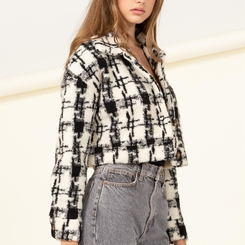 MY STYLE PATTERENED TEDDY CROPPED JACKET - Picture 3 of 6